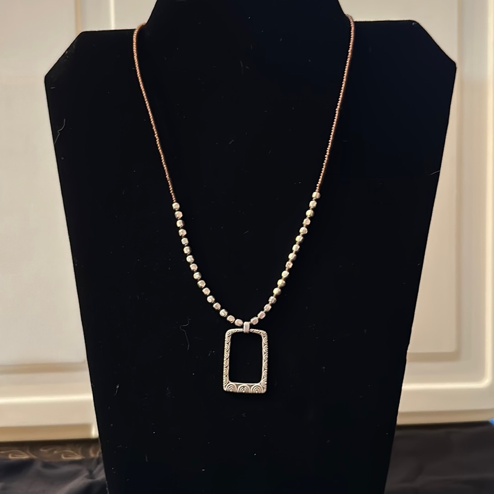 Silver look necklace